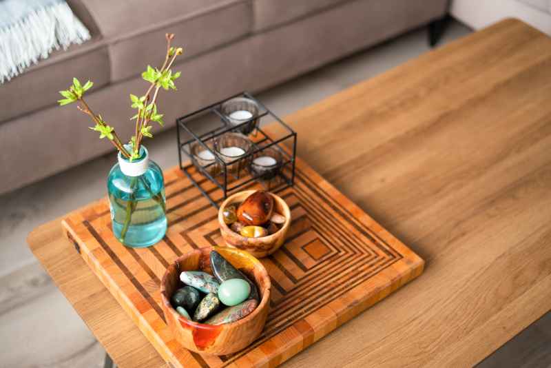 Comment choisir et décorer une table basse en bois ? SDE68 Habitat